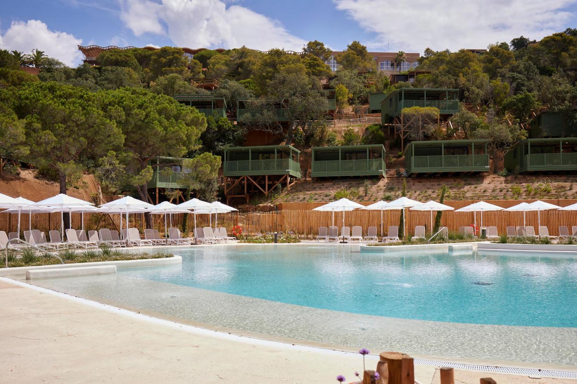 Camping Cala Pola ตอสซาเดมาร์ ภายนอก รูปภาพ
