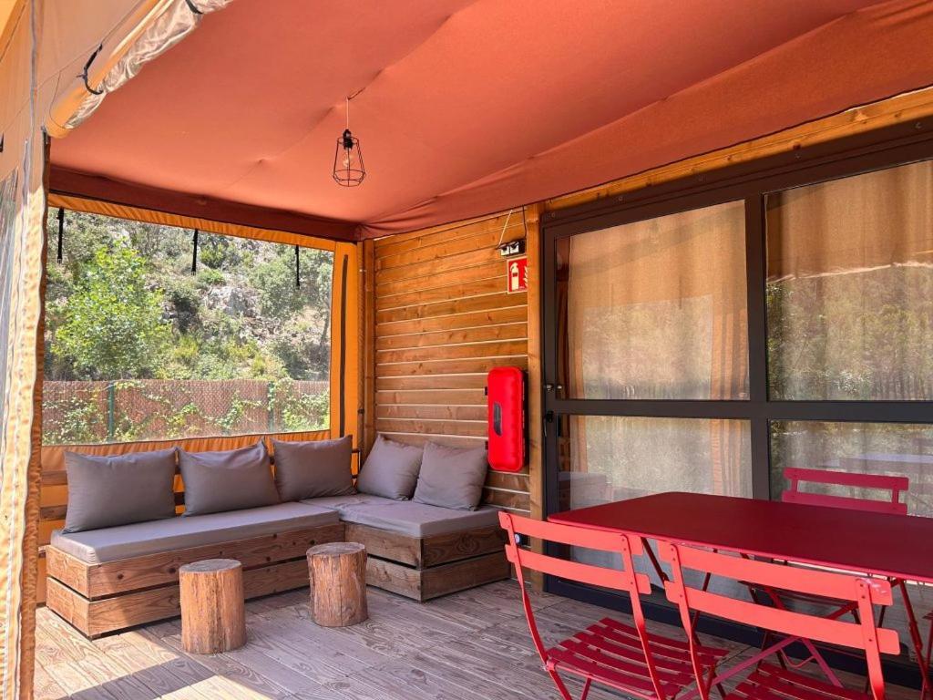 Camping Cala Pola ตอสซาเดมาร์ ภายนอก รูปภาพ